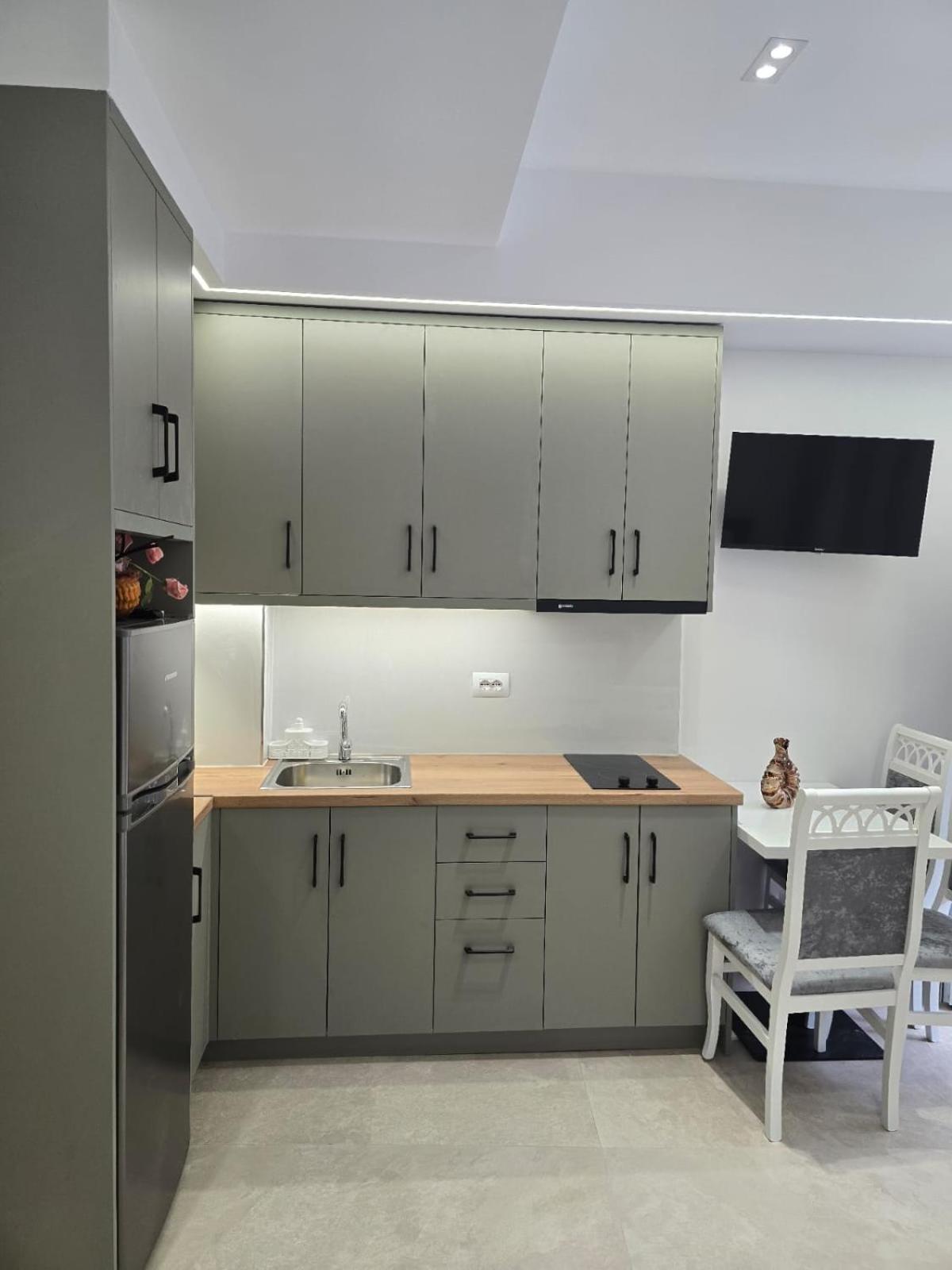 Aila Apartment Sarandë Exterior foto