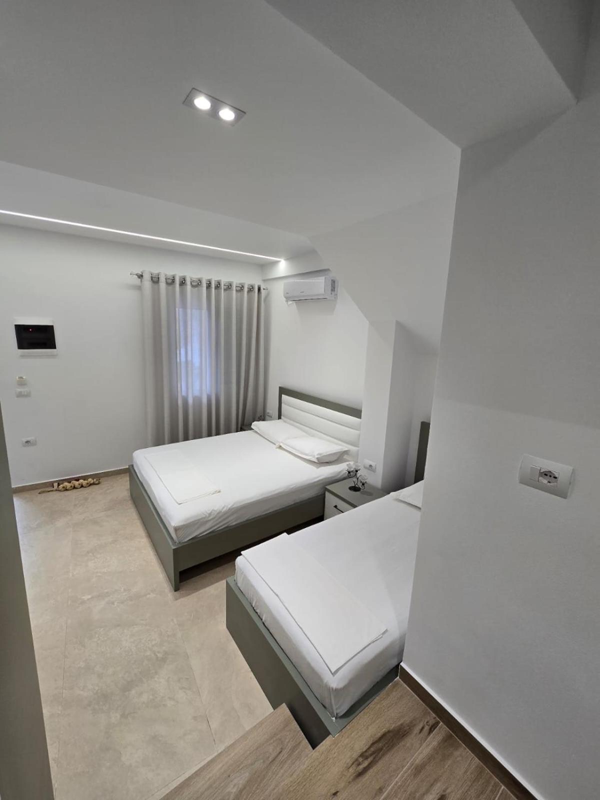 Aila Apartment Sarandë Exterior foto